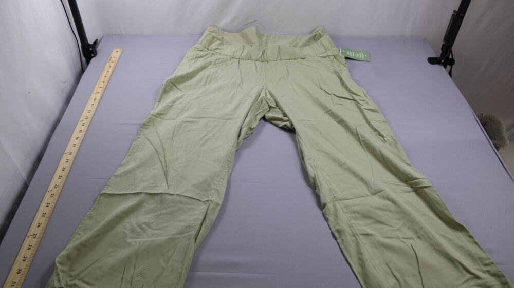 H&M Mama Maternity Wide Leg Pants Womens M Sage Green Liva Eco NWT Elastic Waist